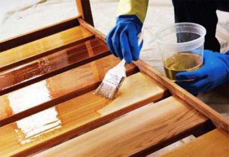 Как наносить лак на деревянные изделия
